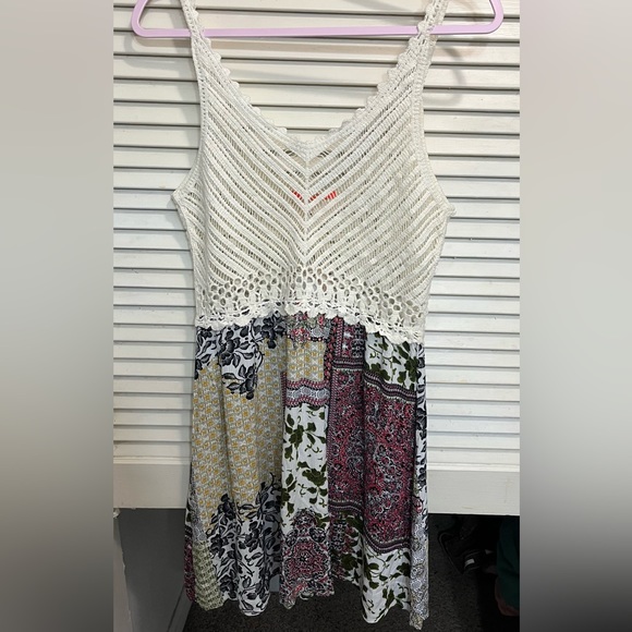 Lulumari crocheted mini dress - Picture 3 of 6